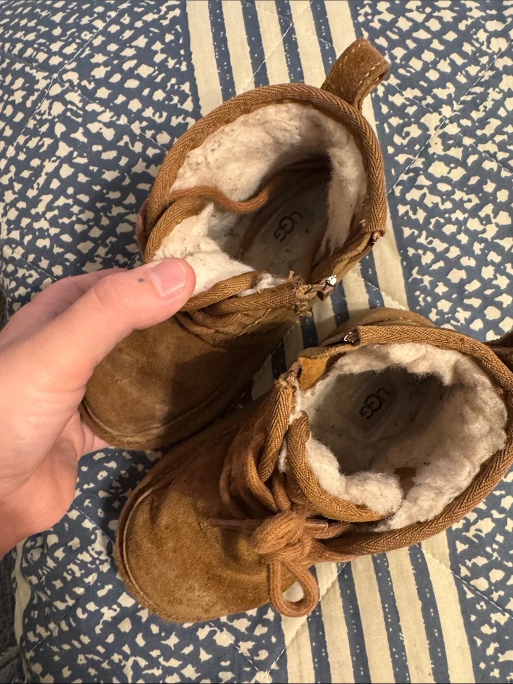 UGG Neumel